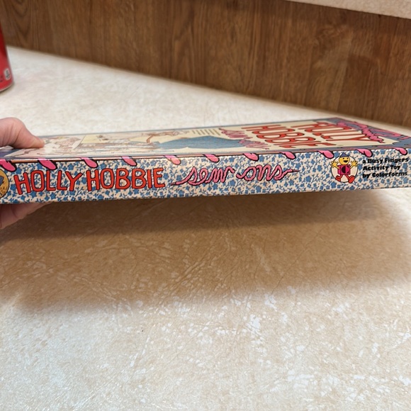 1975 Rare Vintage Holly Hobbie Sew On Colorforms Busy Fingers Activity Toy. NEW - Picture 8 of 12